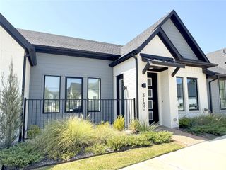3151 Winter Rose Way 31, Arlington, TX 76005