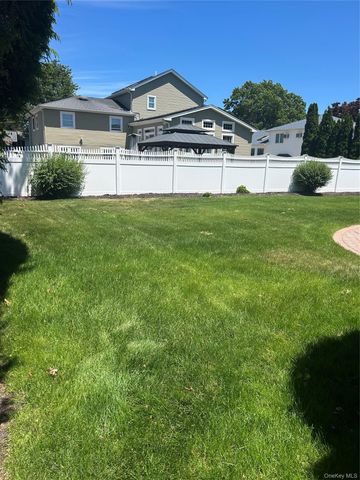 106 Roy Street, Massapequa, NY 11758