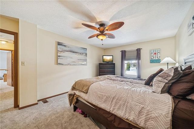 440 Shelbourne Dr, Plum Boro, PA 15239