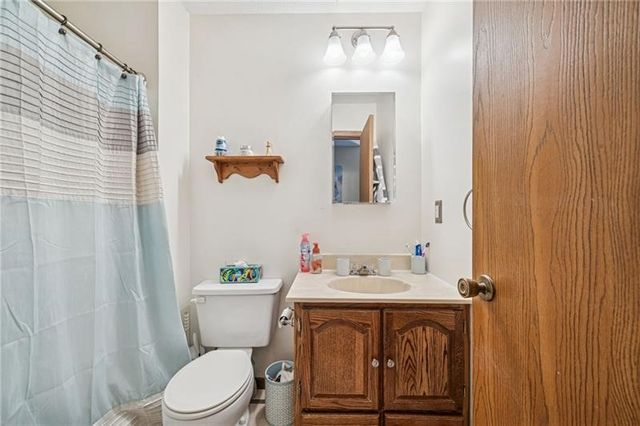 440 Shelbourne Dr, Plum Boro, PA 15239