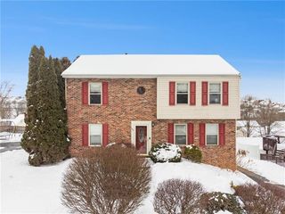 440 Shelbourne Dr, Plum Boro, PA 15239