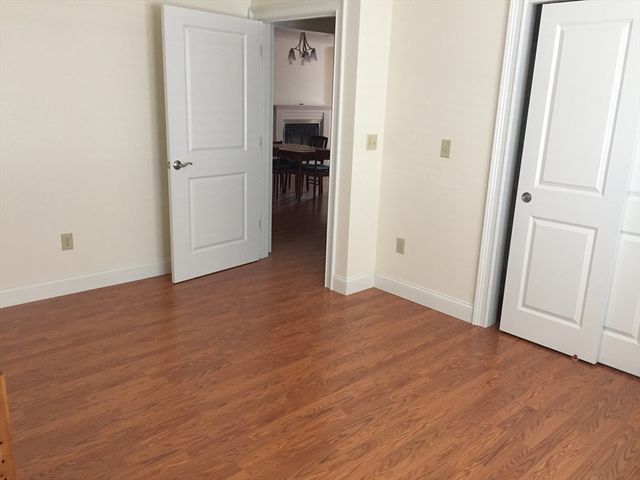 1044 Victoria B-29, New Bedford, MA 02745