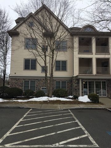 1044 Victoria B-29, New Bedford, MA 02745