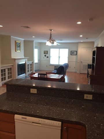 1044 Victoria B-29, New Bedford, MA 02745