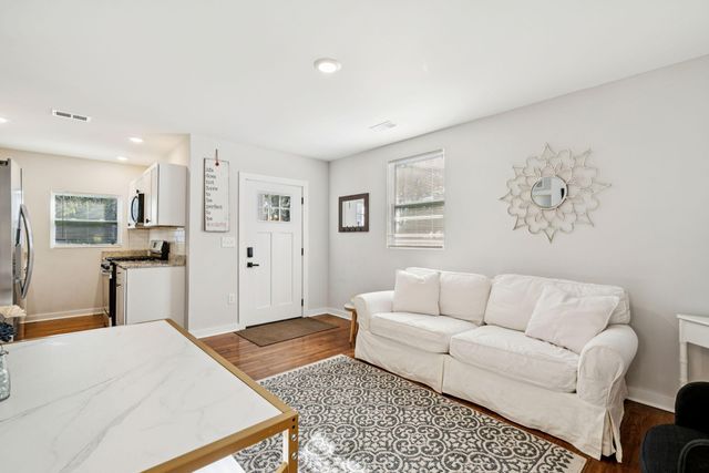 2384 Cambridge Avenue, North Charleston, SC 29405