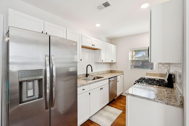 2384 Cambridge Avenue, North Charleston, SC 29405