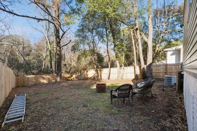 2384 Cambridge Avenue, North Charleston, SC 29405