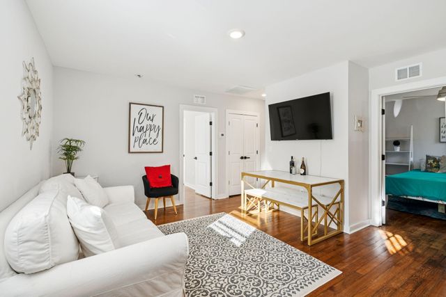 2384 Cambridge Avenue, North Charleston, SC 29405