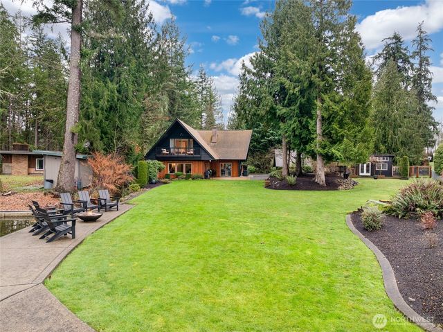 12528 Clear Lake North Road E, Eatonville, WA 98328