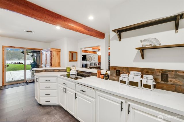 12528 Clear Lake North Road E, Eatonville, WA 98328