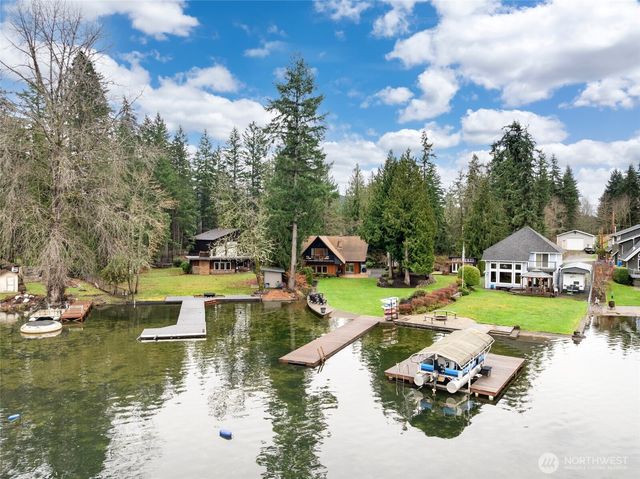 12528 Clear Lake North Road E, Eatonville, WA 98328