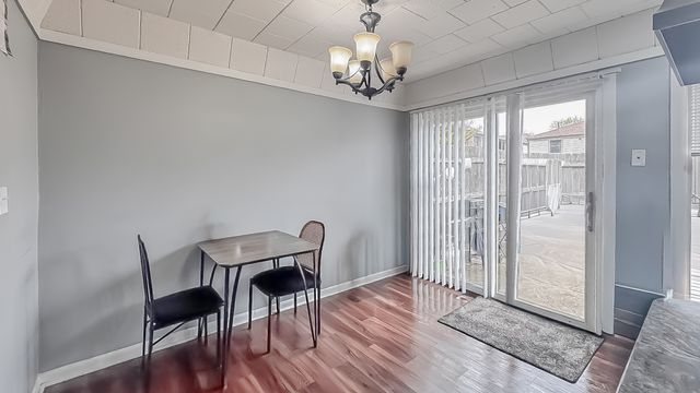 1744 Bristol Walk 1744, Hoffman Estates, IL 60169