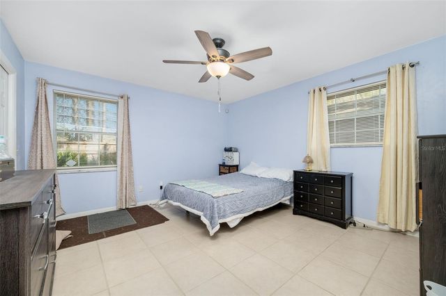 8493 NW 37TH TERRACE, Gainesville, FL 32653