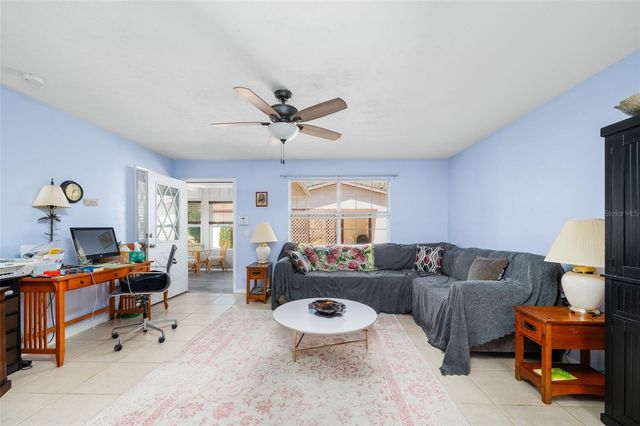 8493 NW 37TH TERRACE, Gainesville, FL 32653