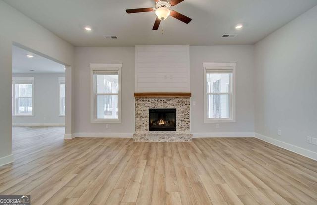 109 Homesite Saddle Drive, Senoia, GA 30276