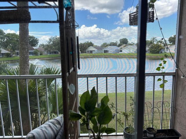 13771 ONEIDA Drive G2, Delray Beach, FL 33446