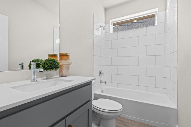 537 Pickett Creek Drive, Aledo, TX 76008