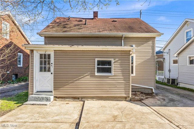 135 W Bagley Road, Berea, OH 44017