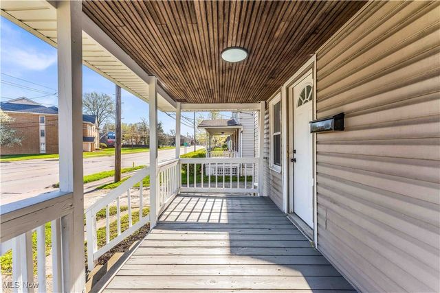 135 W Bagley Road, Berea, OH 44017