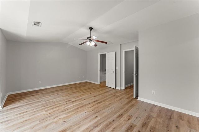1867 Ellison Lakes Court NW 21, Kennesaw, GA 30152
