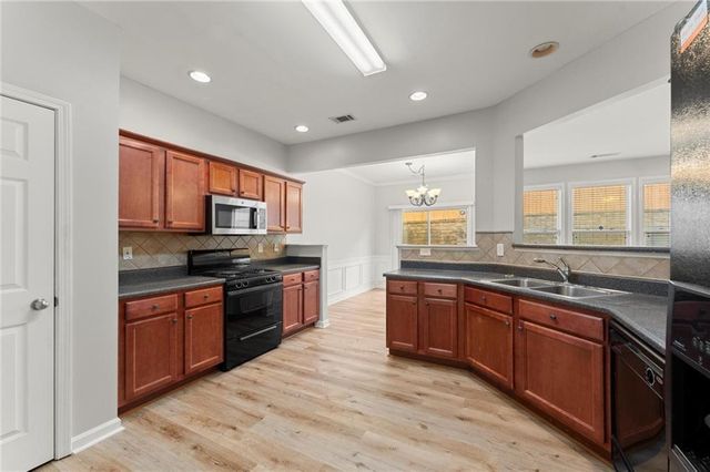 1867 Ellison Lakes Court NW 21, Kennesaw, GA 30152