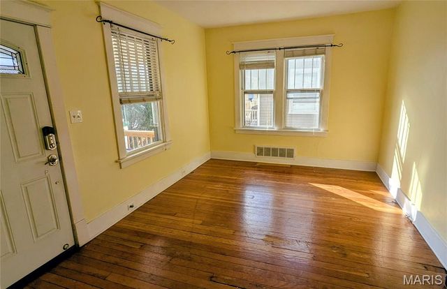 1247 Emerson Avenue, Edwardsville, IL 62025