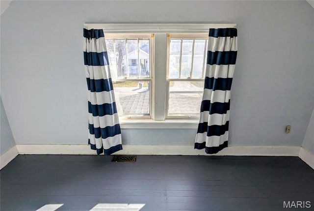 1247 Emerson Avenue, Edwardsville, IL 62025