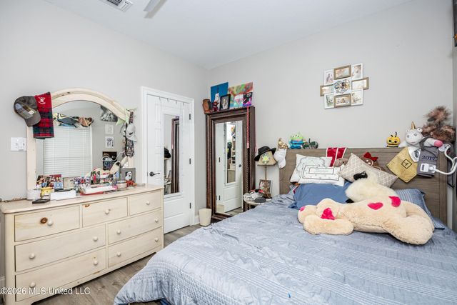 6833 Enclave Lane, Ocean Springs, MS 39564