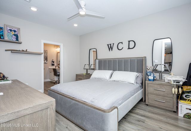 6833 Enclave Lane, Ocean Springs, MS 39564