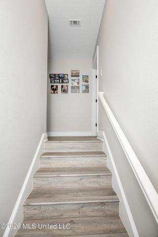 6833 Enclave Lane, Ocean Springs, MS 39564