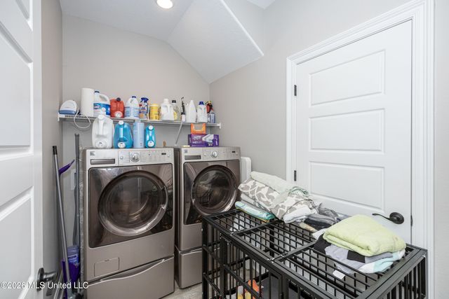 6833 Enclave Lane, Ocean Springs, MS 39564