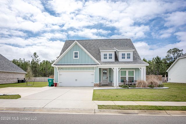 6833 Enclave Lane, Ocean Springs, MS 39564
