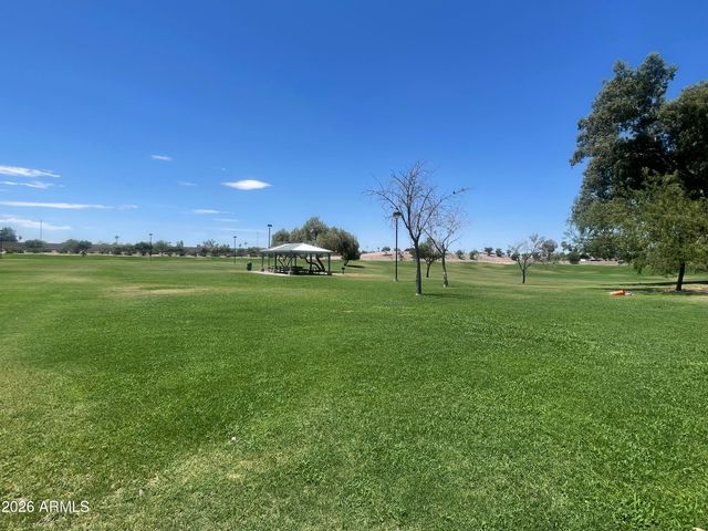 2214 E HOLMES Avenue, Mesa, AZ 85204