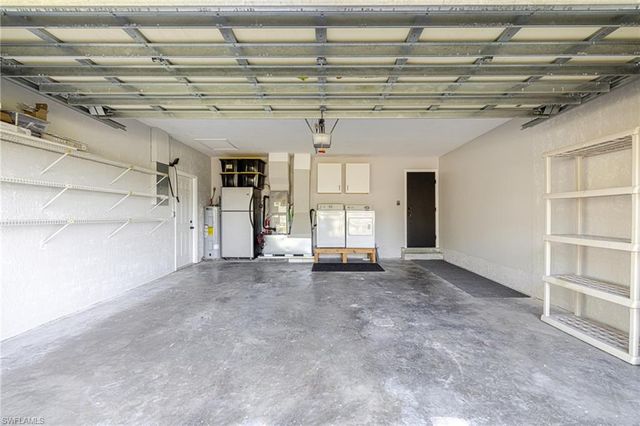 2015 SE 13th ST, Cape Coral, FL 33990