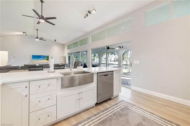 2015 SE 13th ST, Cape Coral, FL 33990
