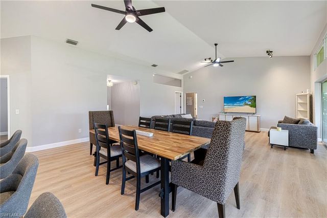 2015 SE 13th ST, Cape Coral, FL 33990