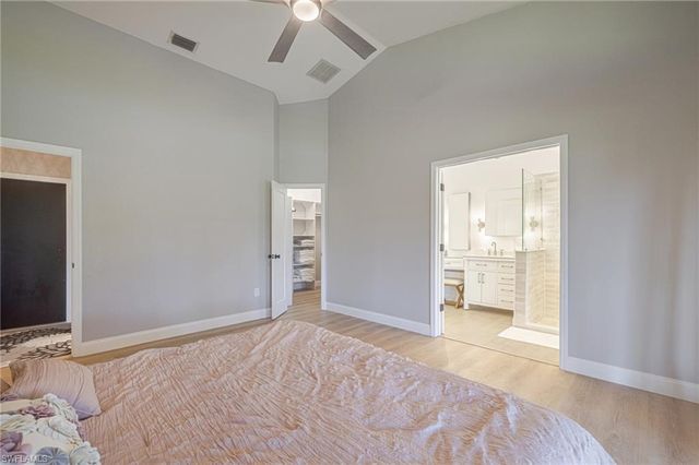2015 SE 13th ST, Cape Coral, FL 33990