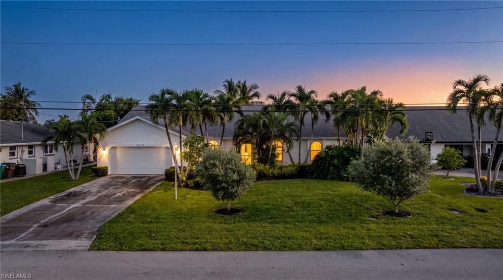 2015 SE 13th ST, Cape Coral, FL 33990