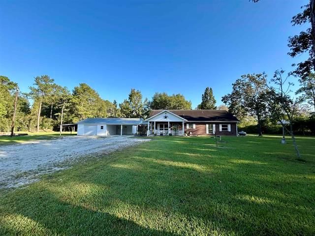 19078 Highway 326 N, Sour Lake, TX 77659