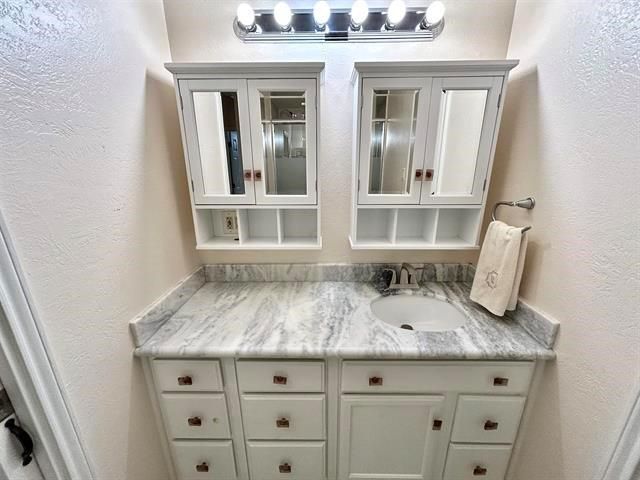 19078 Highway 326 N, Sour Lake, TX 77659