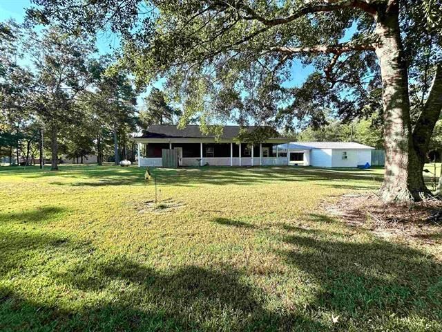 19078 Highway 326 N, Sour Lake, TX 77659