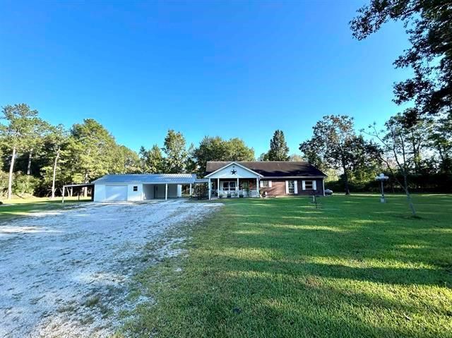 19078 Highway 326 N, Sour Lake, TX 77659