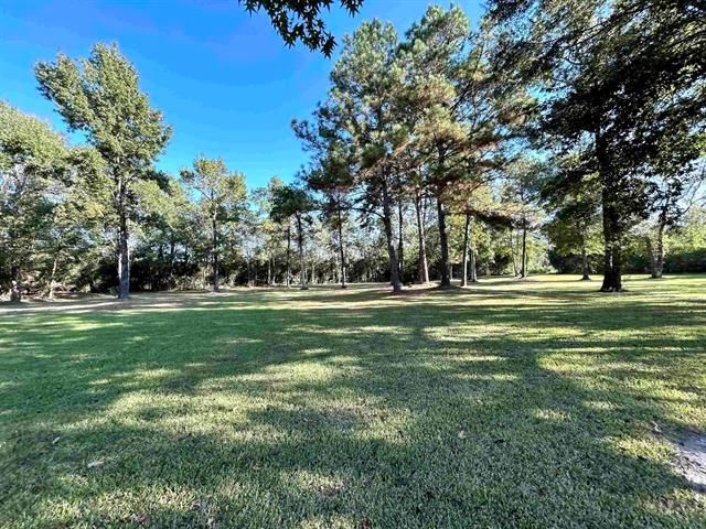 19078 Highway 326 N, Sour Lake, TX 77659