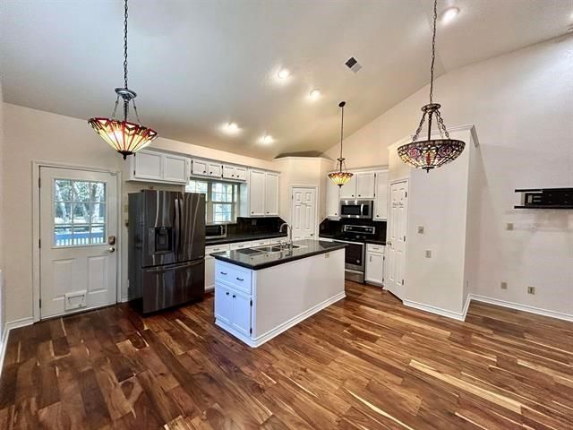 19078 Highway 326 N, Sour Lake, TX 77659