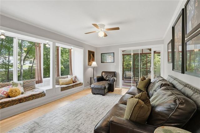 872 E Morningside Drive, Lawrenceville, GA 30043