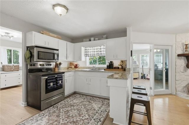 872 E Morningside Drive, Lawrenceville, GA 30043