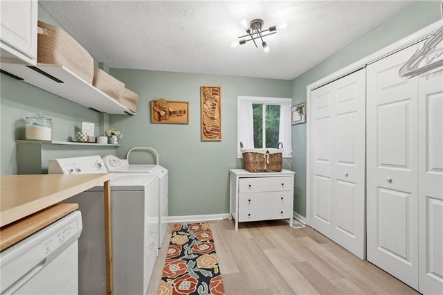 872 E Morningside Drive, Lawrenceville, GA 30043