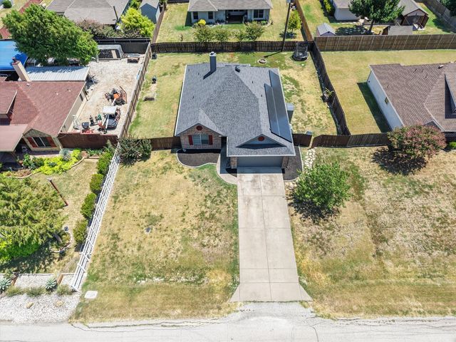144 Price Circle, Hackberry, TX 75036