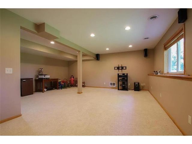 23501 Birch Circle, Rogers, MN 55374