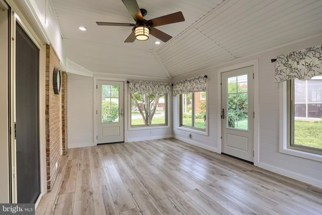23 COLUMBIA DR, Camp Hill, PA 17011